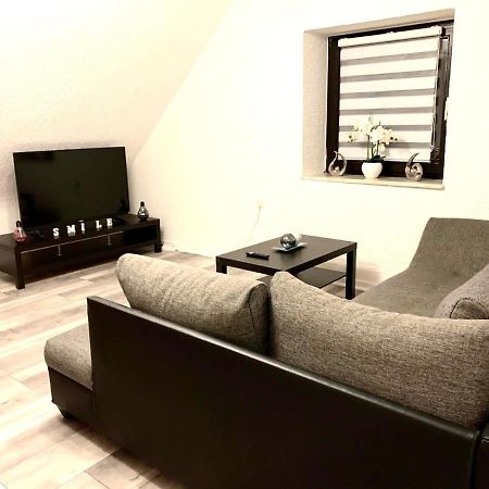 City Apartment Jimmy Нойнкирхен Екстериор снимка